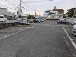 保田窪駐車場2.jpg
