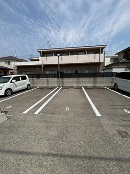 LINE_ALBUM_伊伝居作業後、売り看板無しの写真です_250417_7.jpg